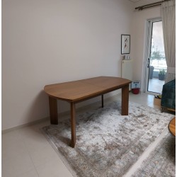 Ξύλινη Τραπεζαρία με Καμπύλες Άκρες